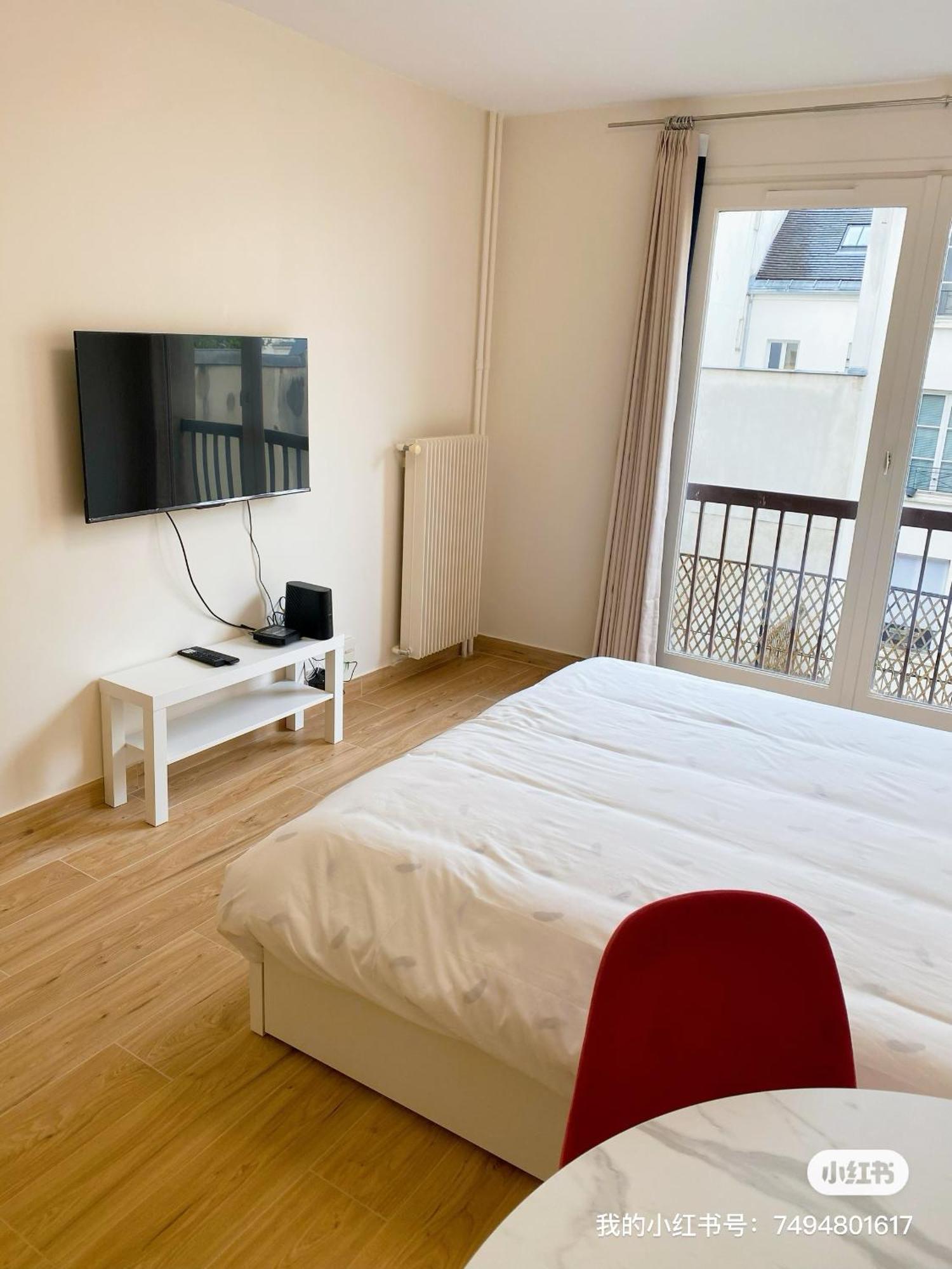 Apartment Entierement Renove Au Coeur Du Marais Paris